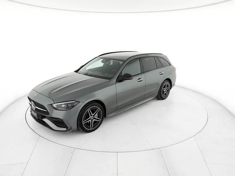 Usata Mercedes C300 Premium Plus 313 CV (230 kW) 2022 Grigio Station wagon