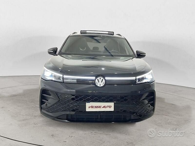 Usata VW Tiguan R 204 CV (150 kW) 2025 Grigio SUV
