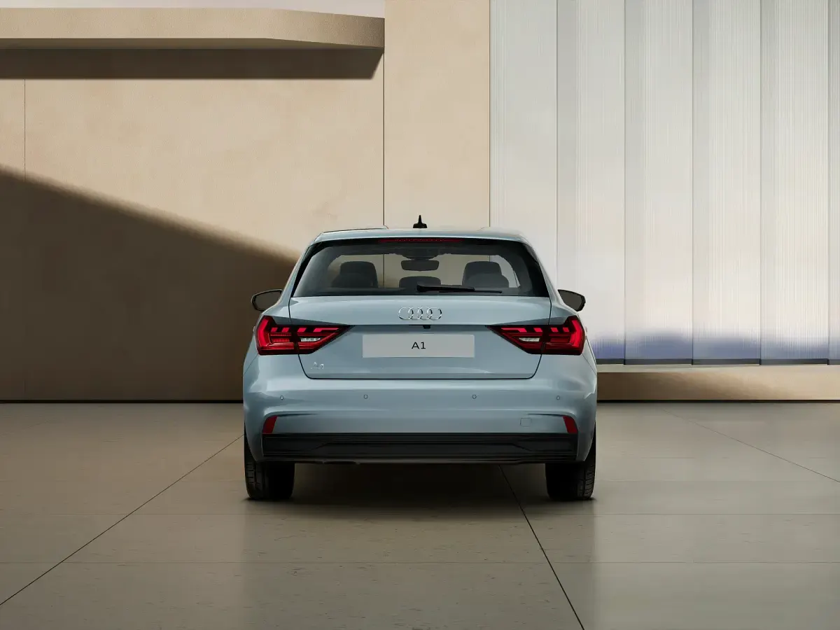 Nuova Audi A1 Business 116 CV (85 kW) 2026 Grigio freccia perla SUV