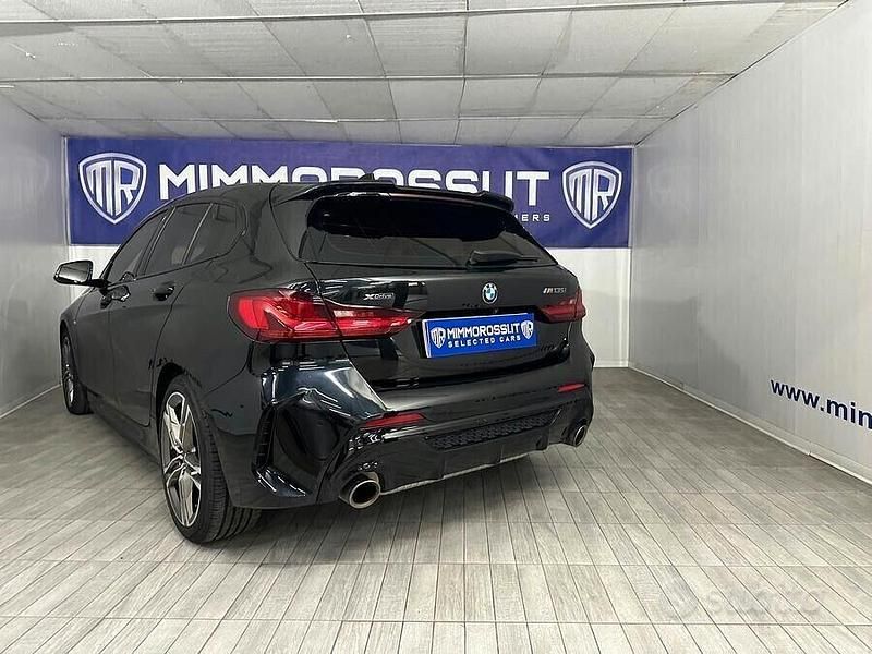 Usata BMW M135 Efficient Dynamics 305 CV (224 kW) 2022 Nero Utilitaria