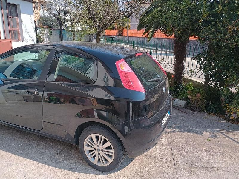 Usata Fiat Grande Punto 2006 Nero Utilitaria