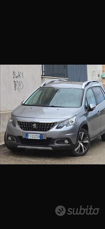 Usata Peugeot 2008 2017 Grigio SUV