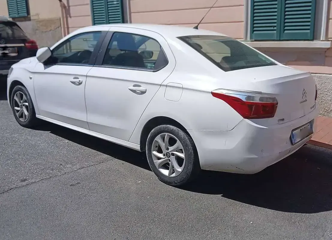 Usata Citroën C-Elysee I Exclusive 99 CV (72 kW) 2016 Bianco Berlina