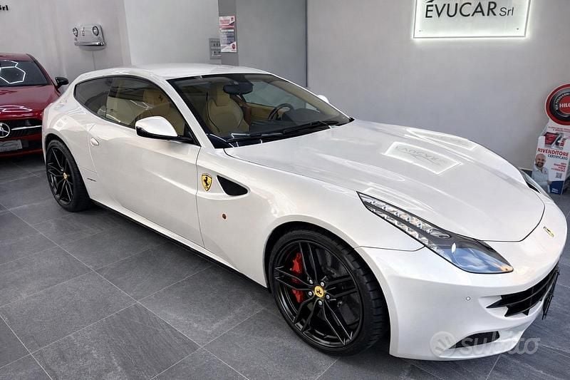 Usata Ferrari FF 660 CV (485 kW) 2012 Bianco Station wagon