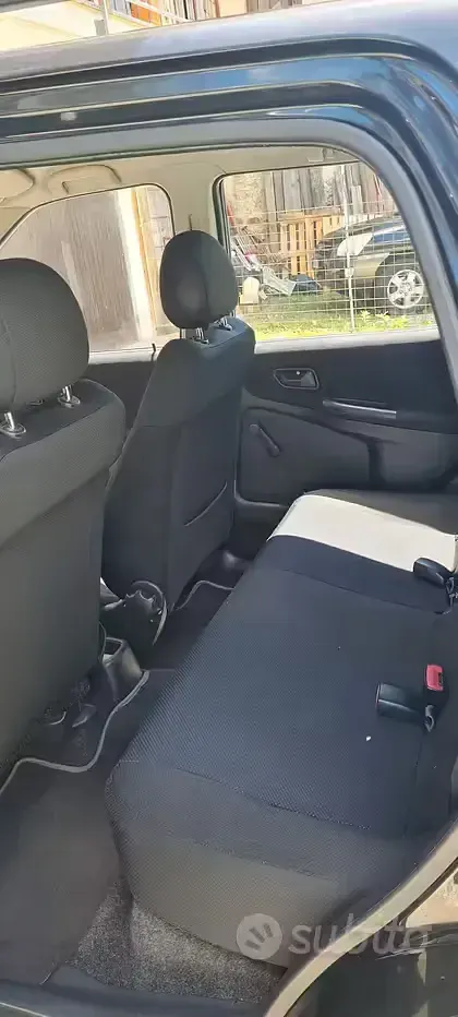 Usata Suzuki Ignis 2007 Nero Utilitaria