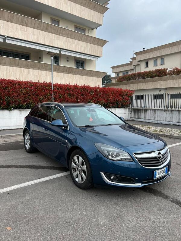 Usato 2017 Opel Insignia 1.6 Diesel 136 CV (11.400 €)
