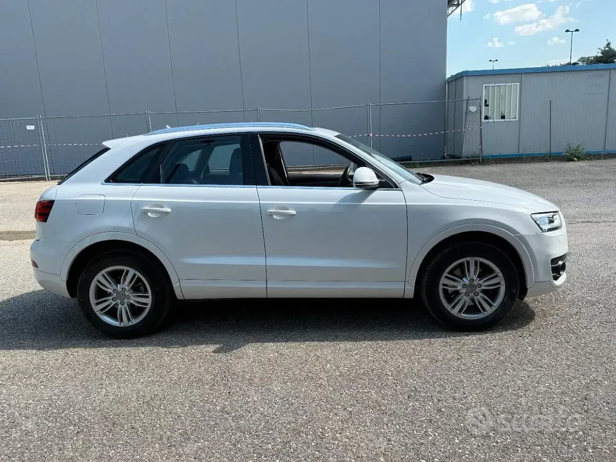 Usata Audi Q3 Advanced 140 CV (102 kW) 2015 Bianco SUV