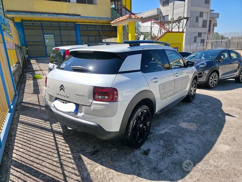 Usata Citroën C4 100 CV (73 kW) 2017 Bianco Berlina