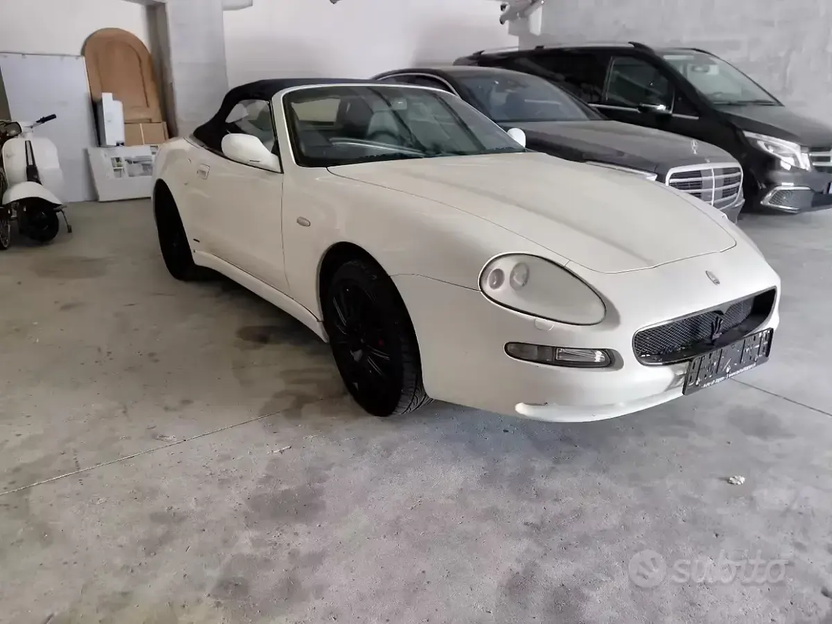 Usata Maserati Spyder 390 CV (286 kW) 2002 Cabrio