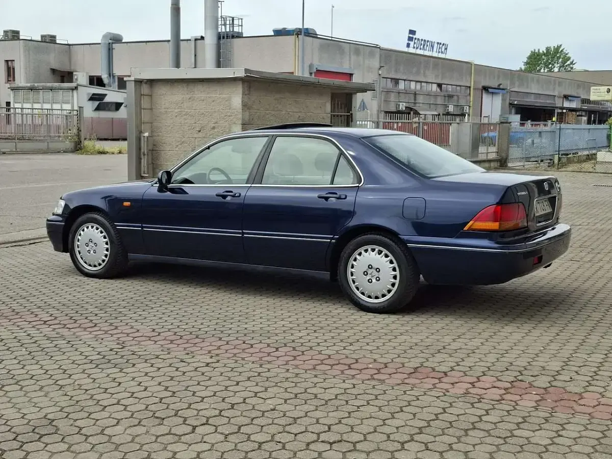 Usata Honda Legend 205 CV (150 kW) 1997 Blu/azzurro Berlina