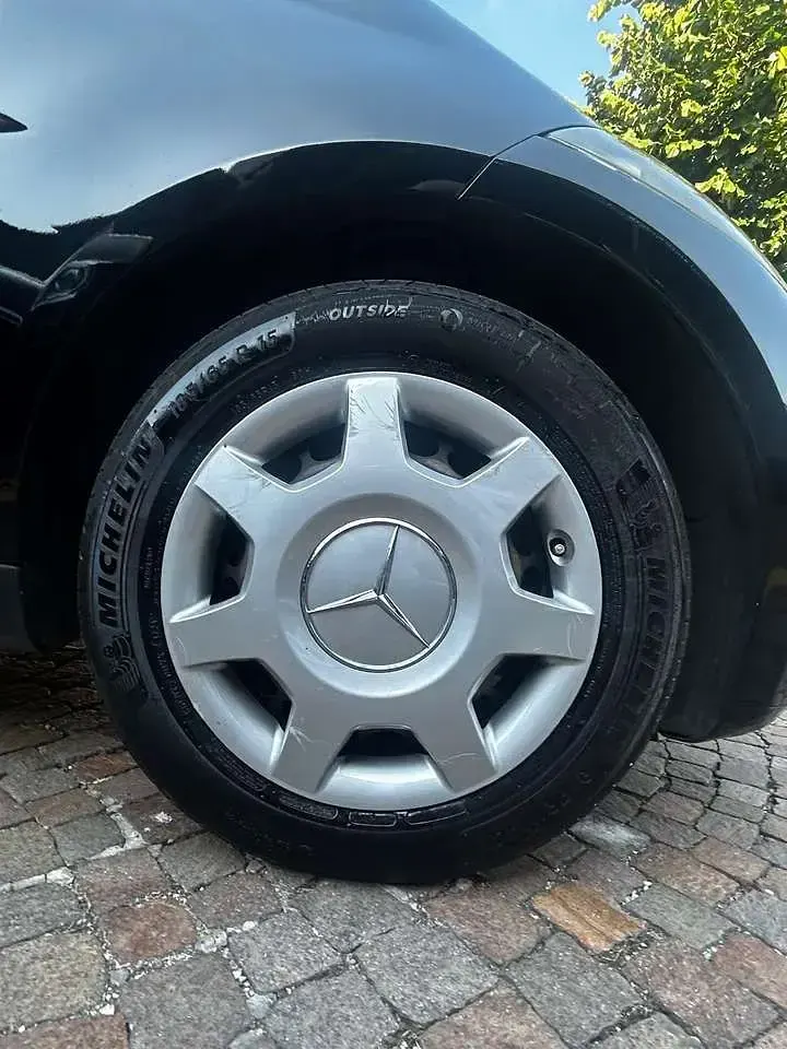 Usata Mercedes A160 Executive 95 CV (69 kW) 2012 Nero cosmo Utilitaria
