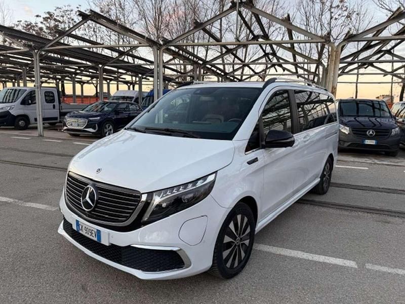 Usata Mercedes EQV300 69 kW (95 CV) 2022 Bianco Monovolume