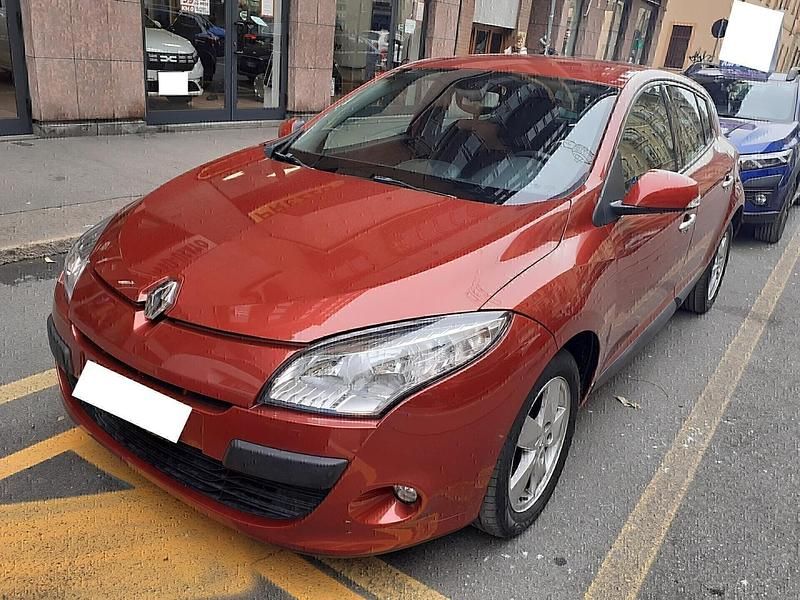 Usata Renault Mégane Coupé 110 CV (80 kW) 2010 Rosso Coupé