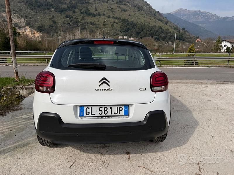 Usata Citroën C3 Shine 75 CV (55 kW) 2017 Bianco Berlina