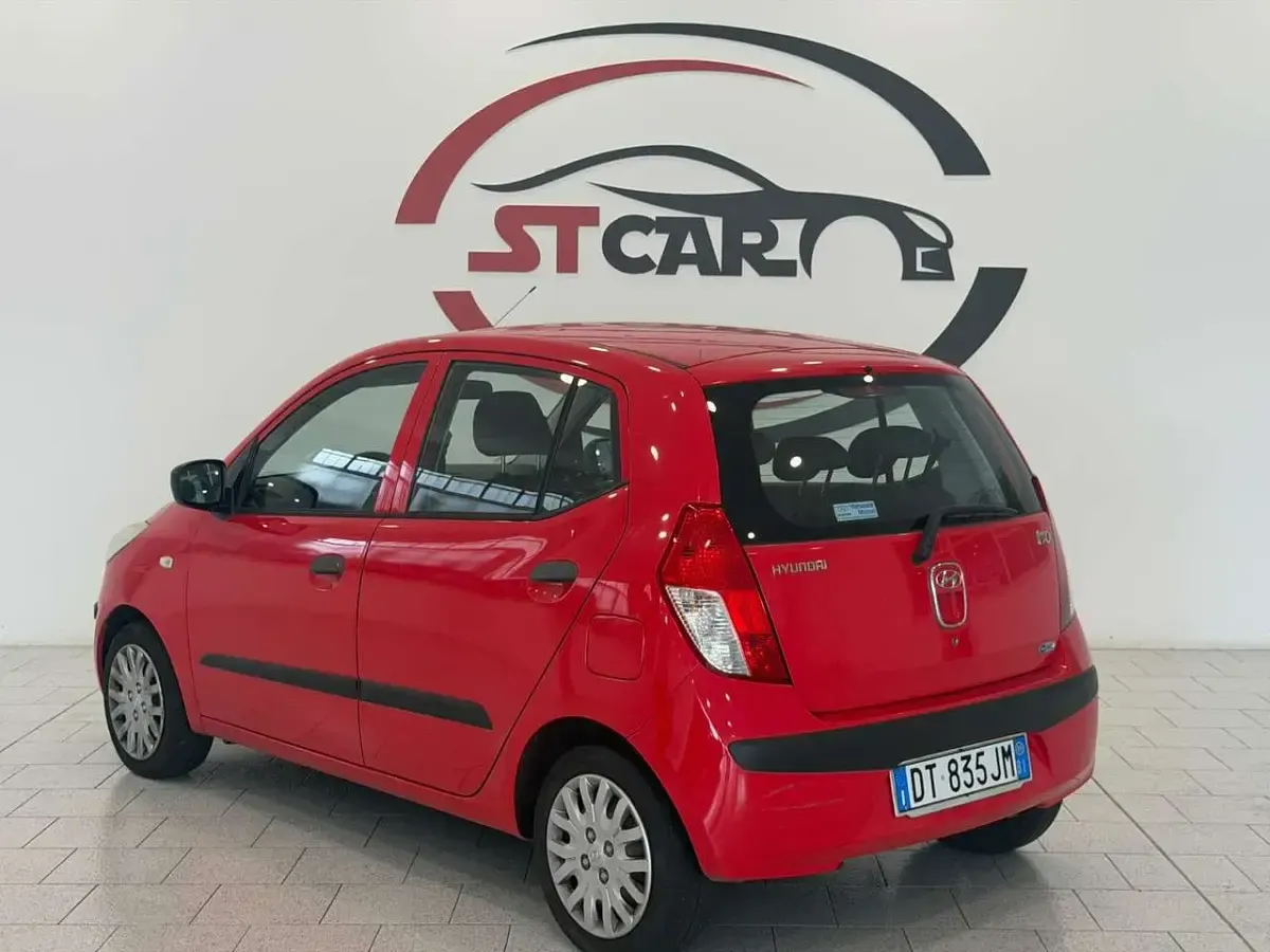 Usata Hyundai i10 65 CV (47 kW) 2009 Rosso Utilitaria