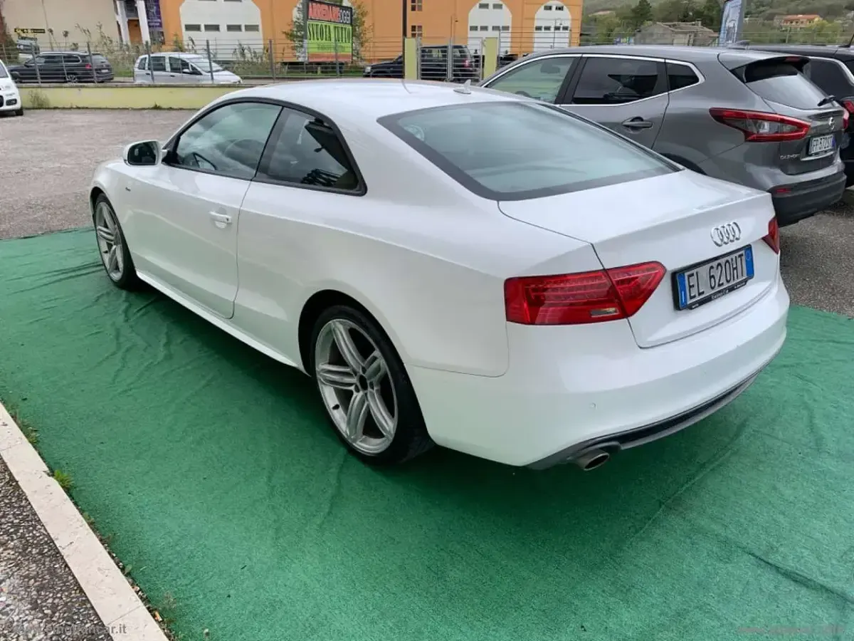 Usata Audi A5 S-Line 204 CV (150 kW) 2012 Bianco Coupé