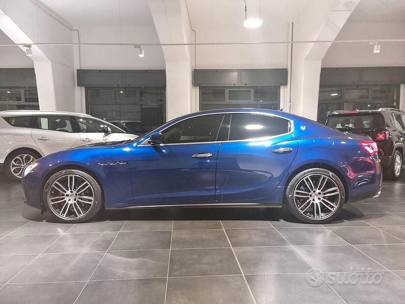 Usata Maserati Ghibli GranLusso 250 CV (183 kW) 2014 Blu Berlina