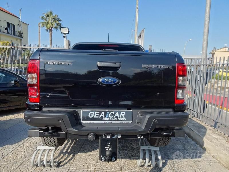 Usata Ford Ranger Limited 214 CV (157 kW) 2022 Nero Pick-up