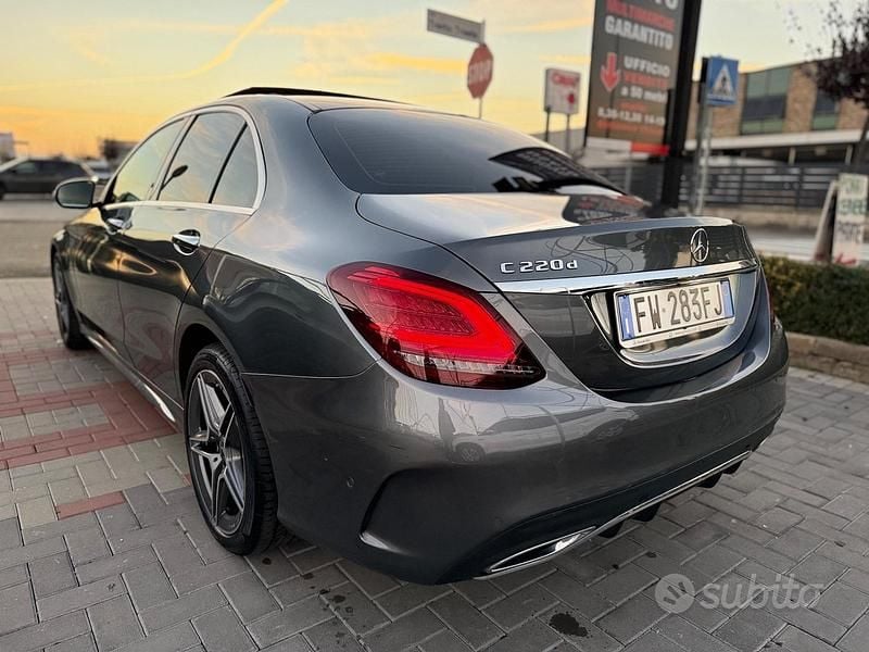 Usata Mercedes C220 Premium 194 CV (142 kW) 2019 Grigio Berlina