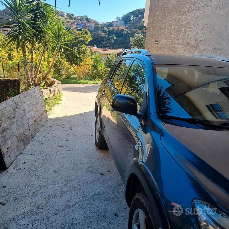 Grigio Usata 2006 Toyota RAV4 SUV | 4000 € - Immagine 1/4