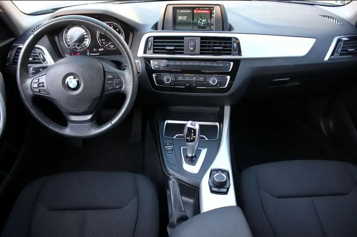 Usata BMW 116 116 CV (85 kW) 2019 Grigio Utilitaria
