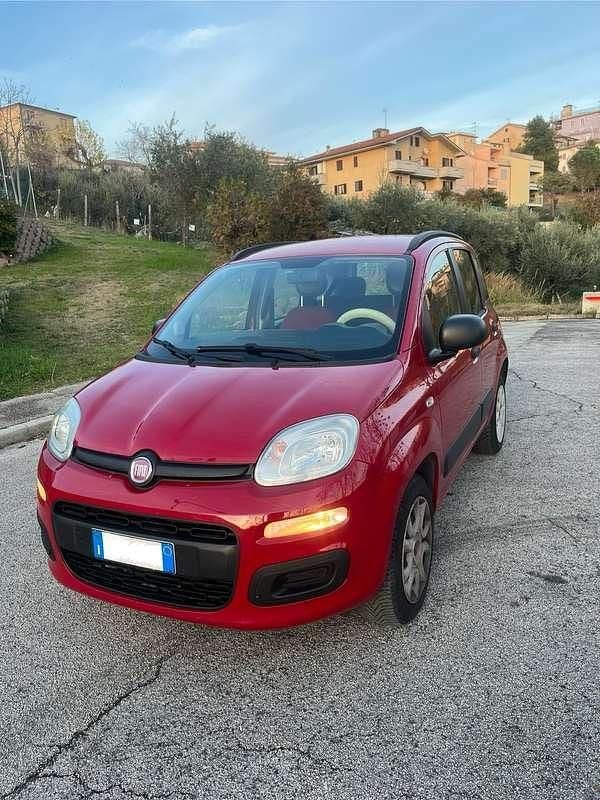 Usata 2014 Fiat Panda Easy Due volumi | 5800 € (Buon prezzo) - Immagine 1/3