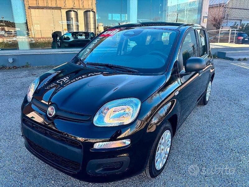 Nuova Fiat Panda S 69 CV (50 kW) 2025 Utilitaria