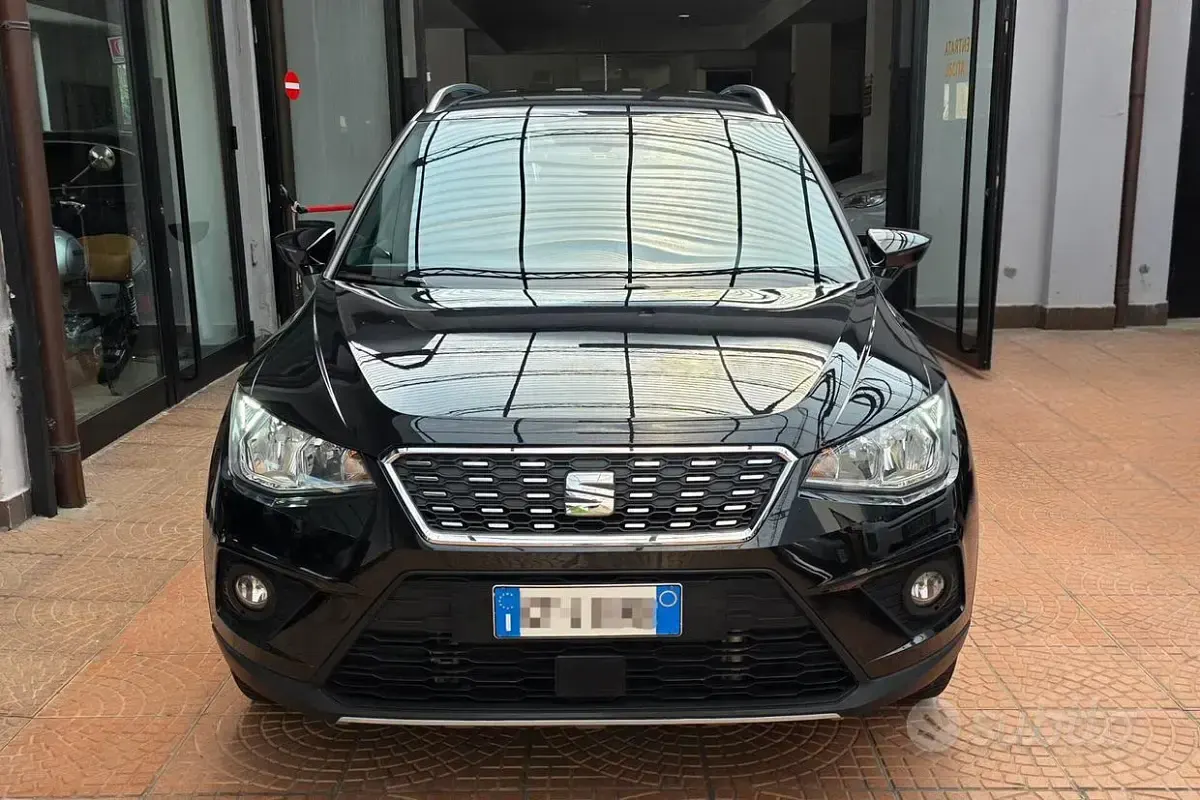 Usata Seat Arona XCELLENCE 110 CV (80 kW) 2021 Nero SUV