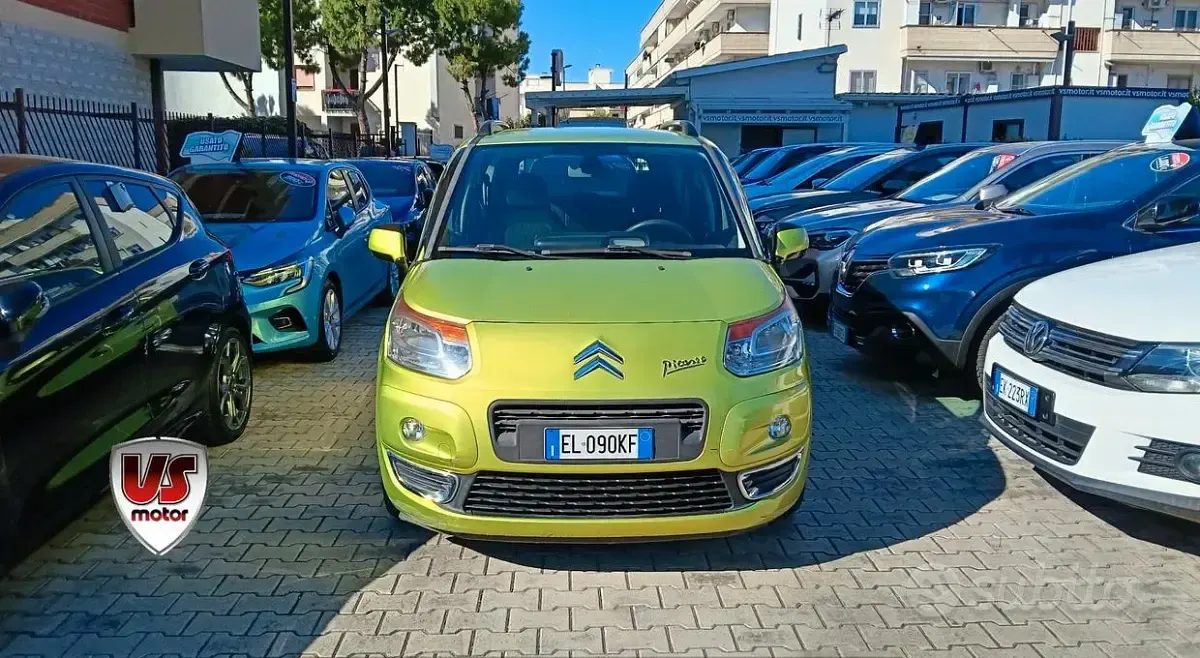 Usata Citroën C3 Picasso 92 CV (67 kW) 2012 Verde Monovolume
