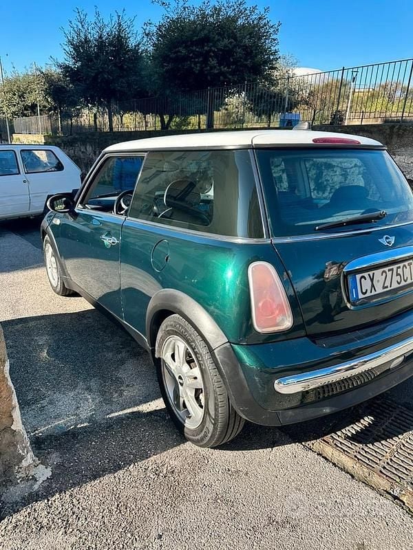 Usata Mini ONE 2005 Verde Utilitaria