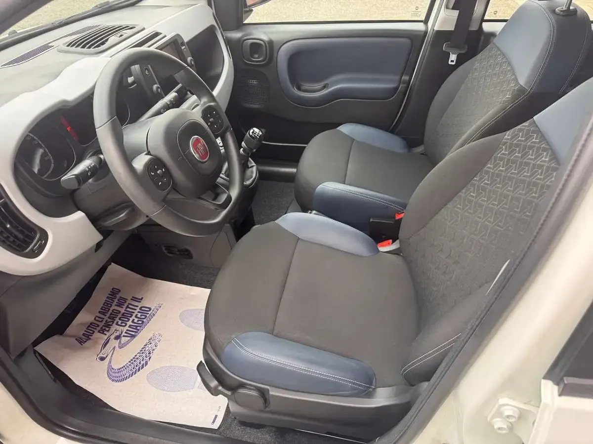 Usata Fiat Panda Cross Cross 69 CV (50 kW) 2022 Bianco Utilitaria
