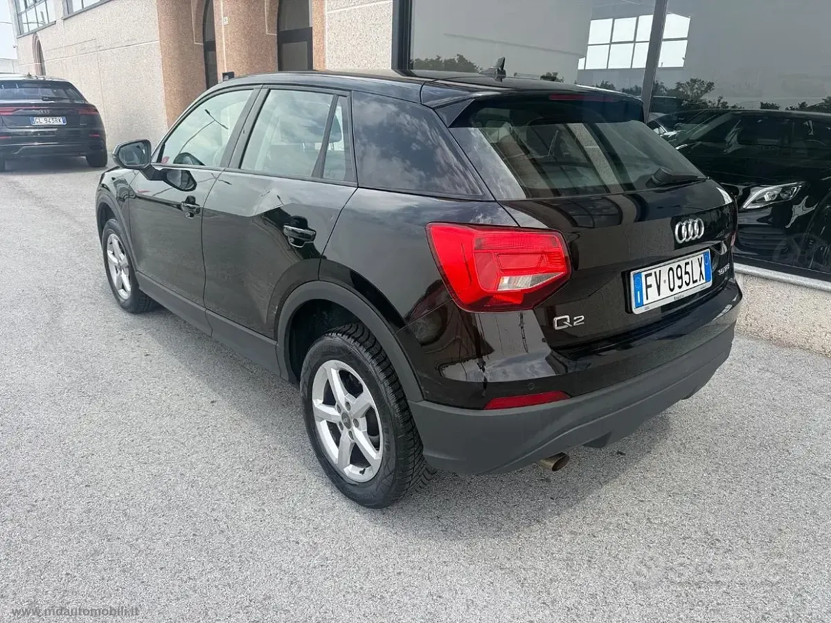 Usata Audi Q2 116 CV (85 kW) 2019 Nero SUV