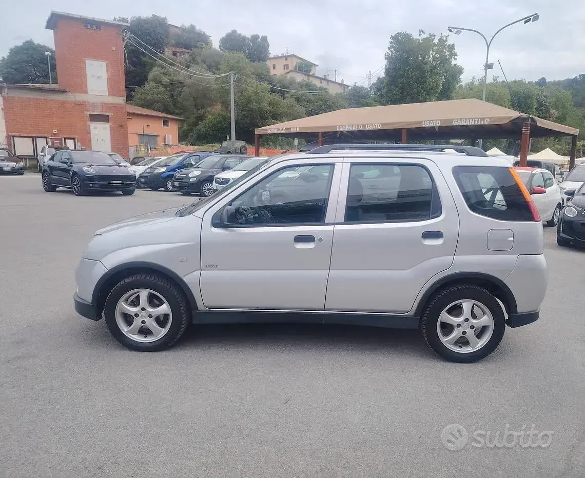 Usata Suzuki Ignis GL 94 CV (69 kW) 2007 Grigio Utilitaria