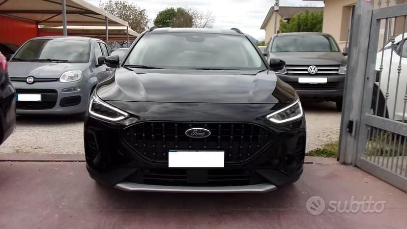Usata Ford Focus Active 115 CV (84 kW) 2023 Nero Station wagon
