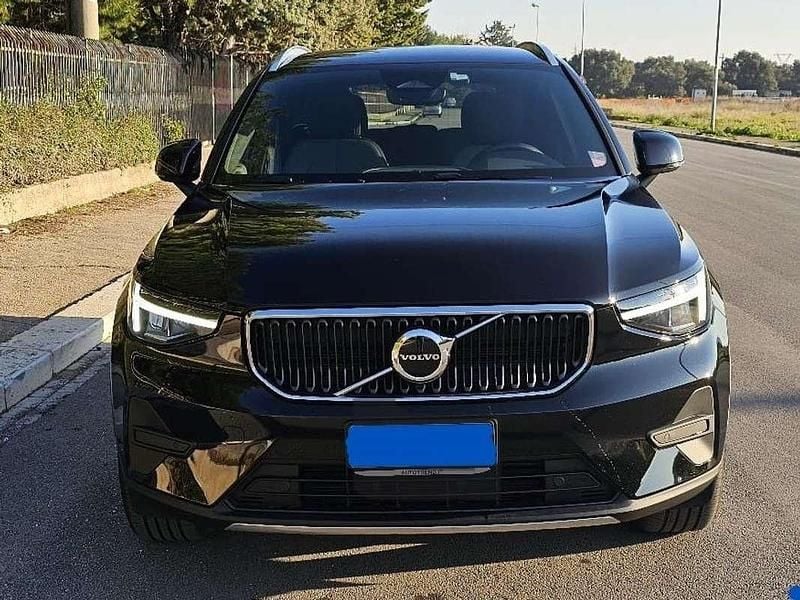 Usata 2023 Volvo XC40 Core SUV | 30.000 € (Super prezzo) - Immagine 1/4