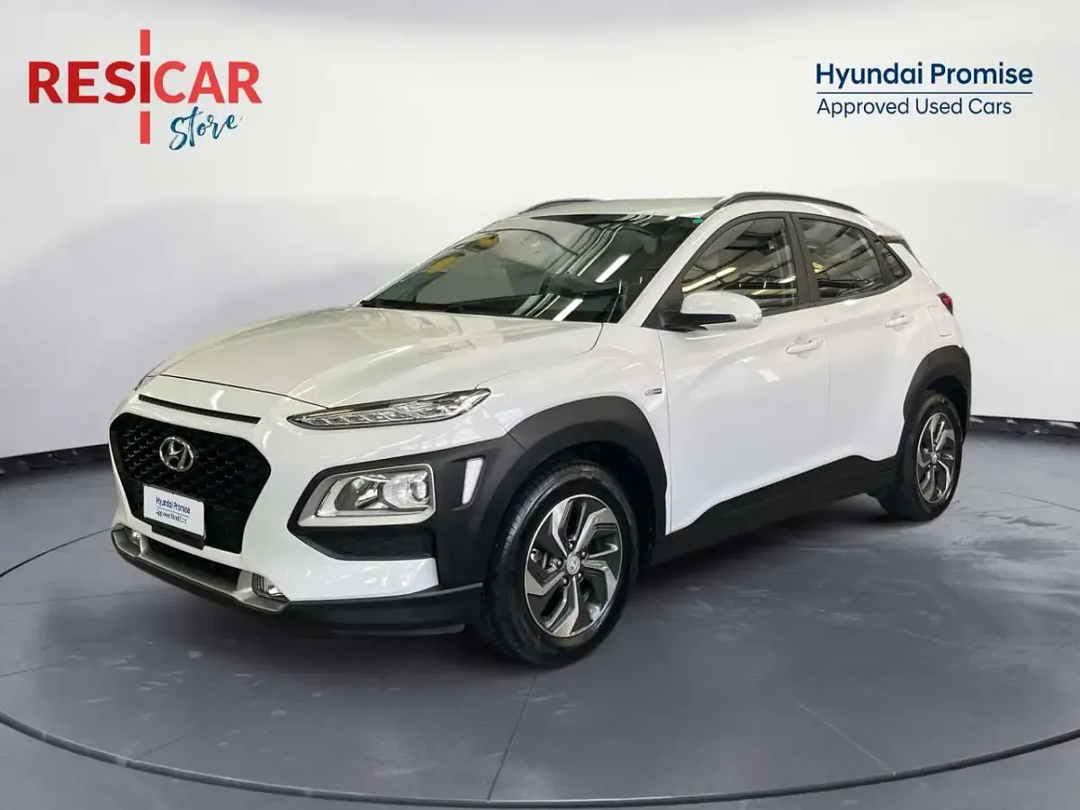 Usata Hyundai Kona XPrime 105 CV (77 kW) 2021 Bianco SUV