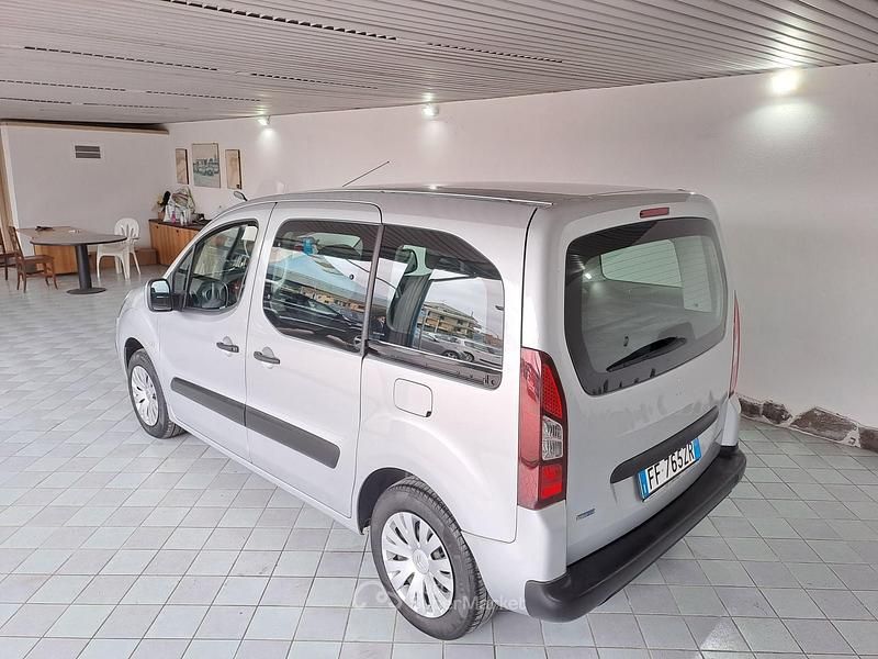 Occasion Citroën Berlingo 100 ch (73 kW) 2016 Argent Monospace