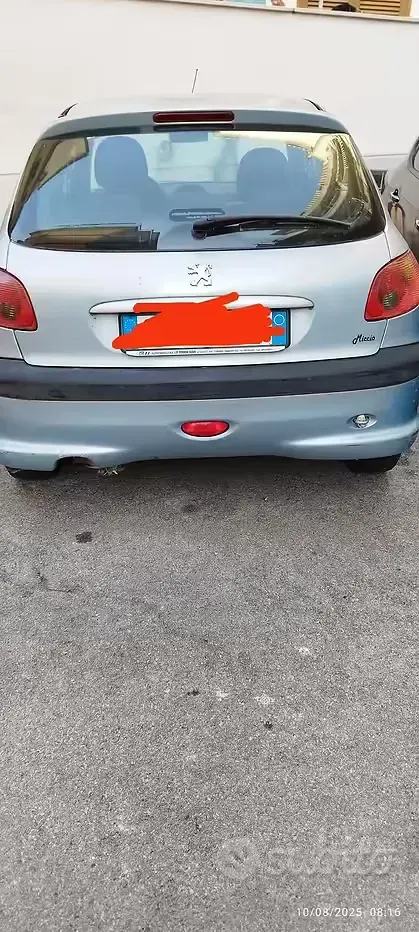 Usata Peugeot 206 75 CV (55 kW) 2003 Blu Berlina