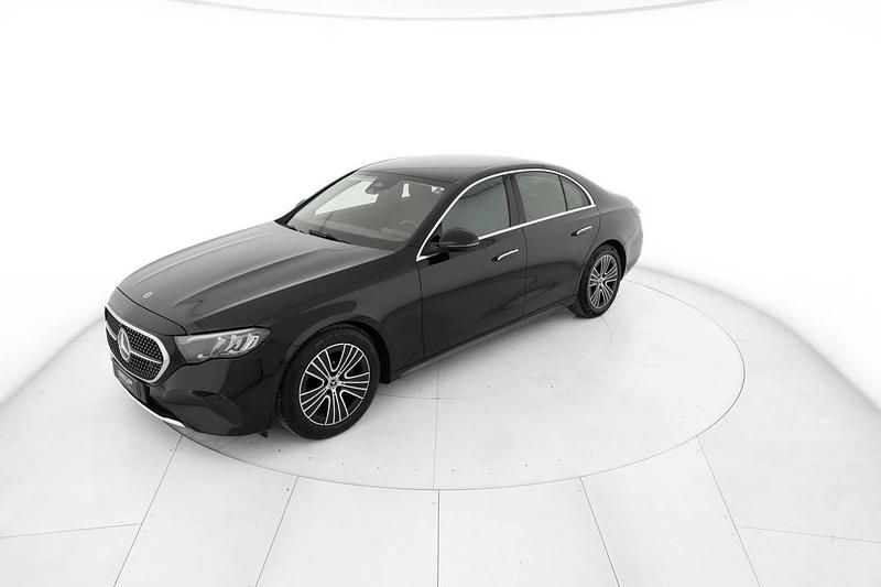Usata Mercedes E200 Advanced 163 CV (119 kW) 2025 Nero Berlina