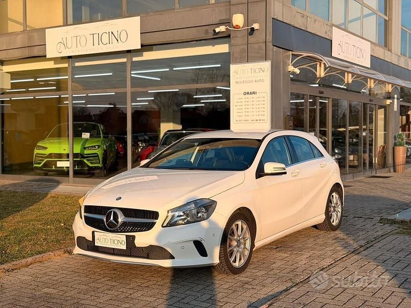 Usata Mercedes A180 Executive 122 CV (89 kW) 2016 Bianco Berlina