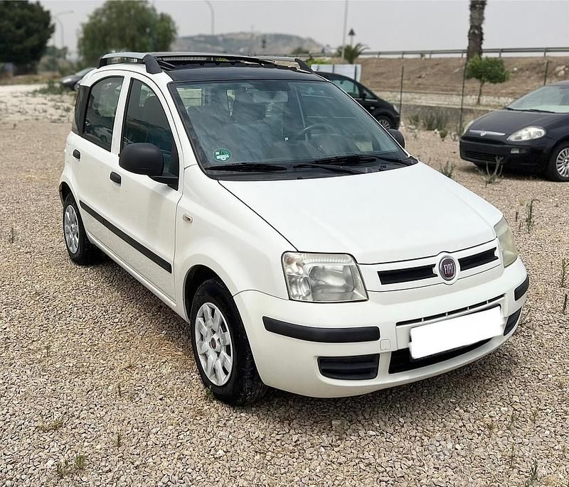Usata Fiat Panda Dynamic 69 CV (50 kW) 2010 Bianco Utilitaria
