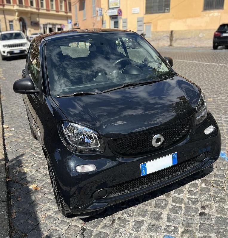 Usata Smart ForFour Passion 71 CV (52 kW) 2019 Nero Utilitaria