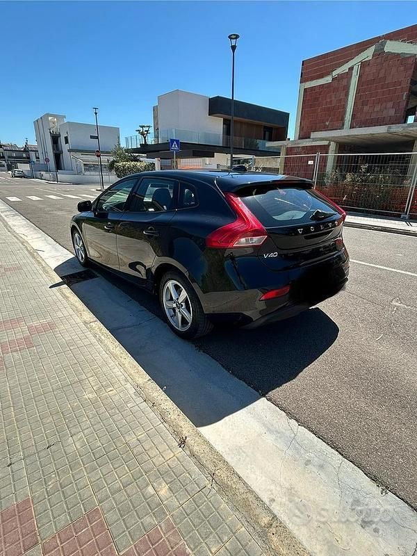 Usata Volvo V40 2014 Nero Station wagon