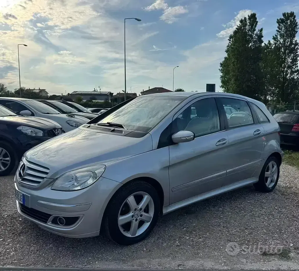 Usata Mercedes B150 Chrome 95 CV (69 kW) 2006 Monovolume