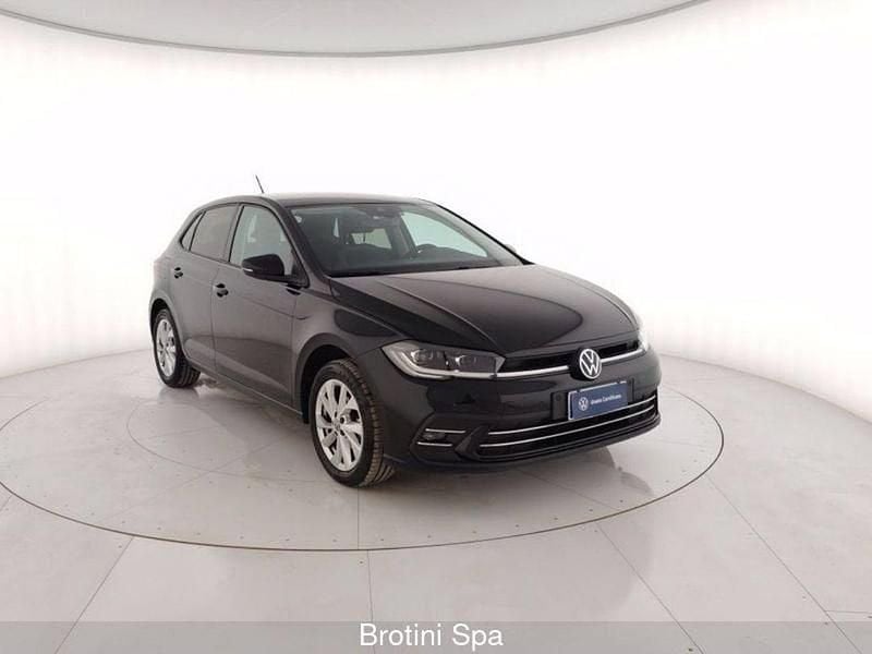 Usata VW Polo Style 95 CV (69 kW) 2024 Nero metallizzato Berlina