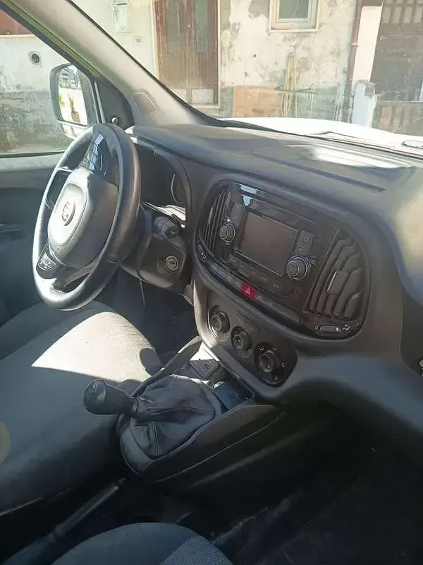 Usata Fiat Doblò 95 CV (69 kW) 2017 Bianco Monovolume