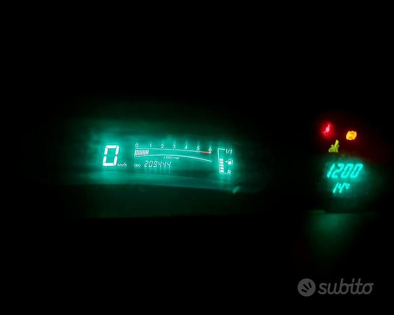 Usata Toyota Yaris 90 CV (66 kW) 2009 Grigio Coupé