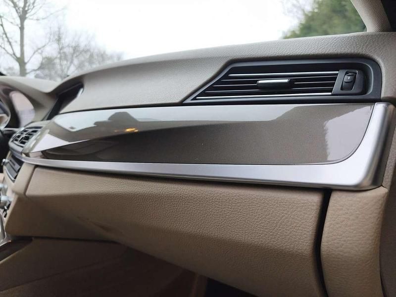 Usata BMW 520 184 CV (135 kW) 2014 Nero Station wagon