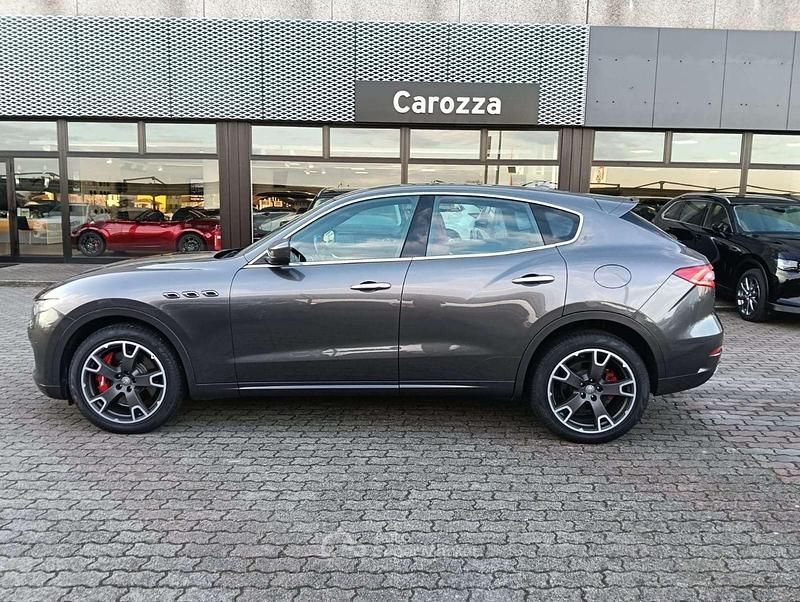 Usata Maserati Levante 430 CV (316 kW) 2019 Grigio SUV