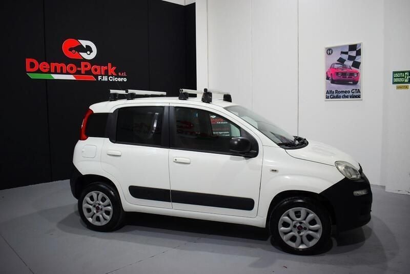Usata Fiat Panda 4x4 Climbing 75 CV (55 kW) 2013 Bianco Utilitaria